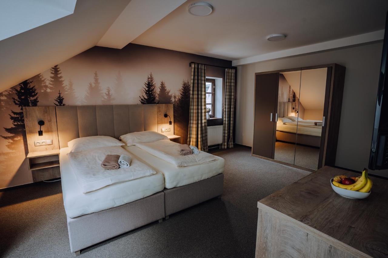 Hotel Pod Slamnikem Dolna Morawa Zewnętrze zdjęcie