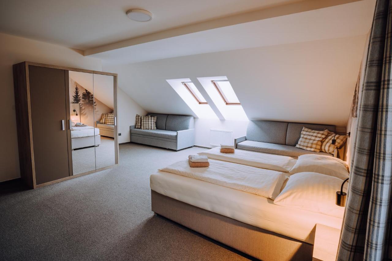 Hotel Pod Slamnikem Dolna Morawa Zewnętrze zdjęcie